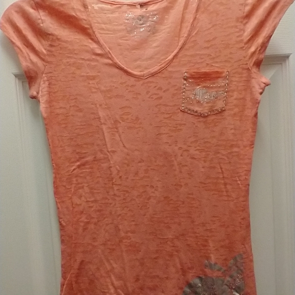 Throwback Apple Bottoms cap sleeve tee - Picture 9 of 9